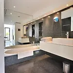Апартаменты Loft Sainte Claude Париж