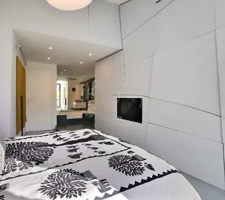 Appartement Loft Sainte Claude Parijs